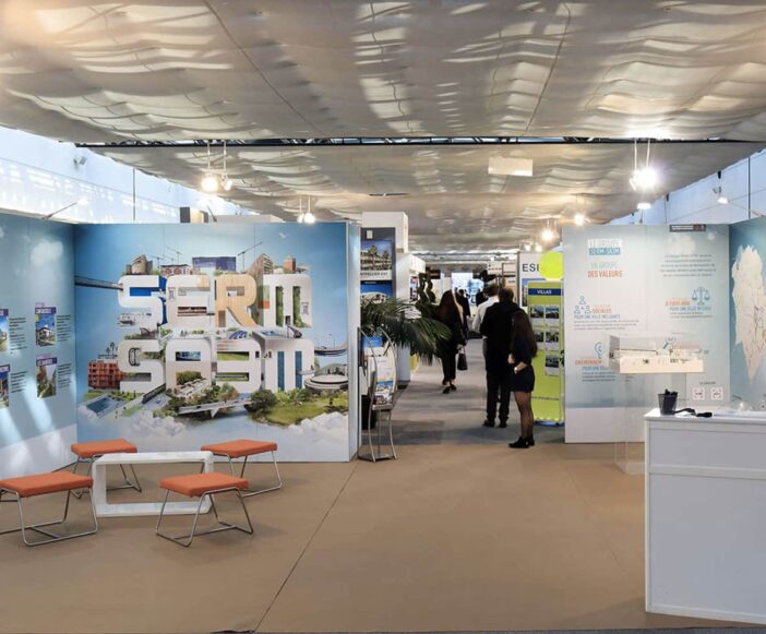 Stand H_Line éclairé - réalisation Adéquat Expo