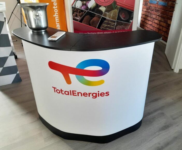 Comptoir valise total energies - Adéquat Expo