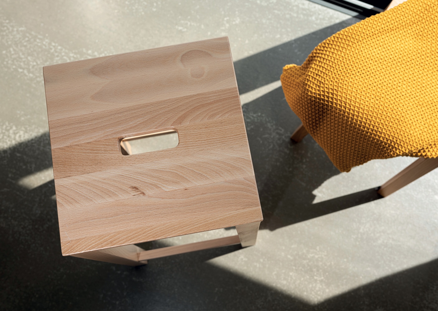 Tabouret bois - Adéquat Expo